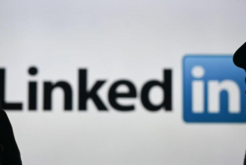 LinkedIn Halts AI Training with Data from UK Users