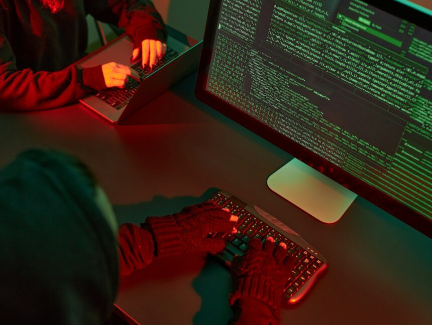 Brazilian Hacker Accused of Extorting $3.2M in Bitcoin After Compromising 300,000 Accounts